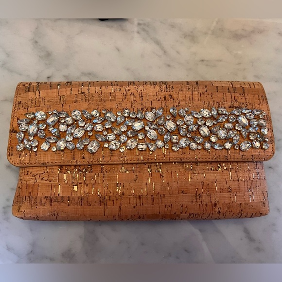 Lilly Pulitzer Handbags - Lilly Pulitzer Cork & Jewels Clutch